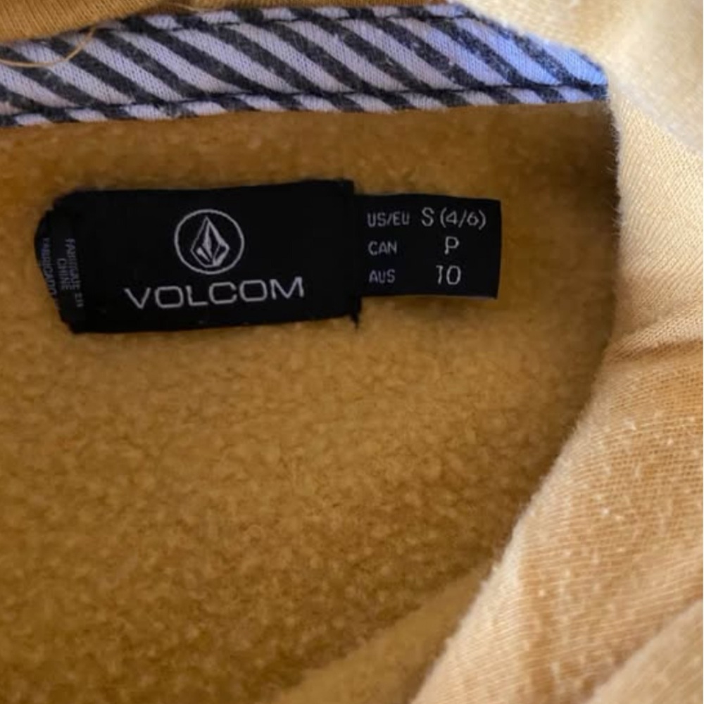 Volcom hoodie - Picture 2 of 3